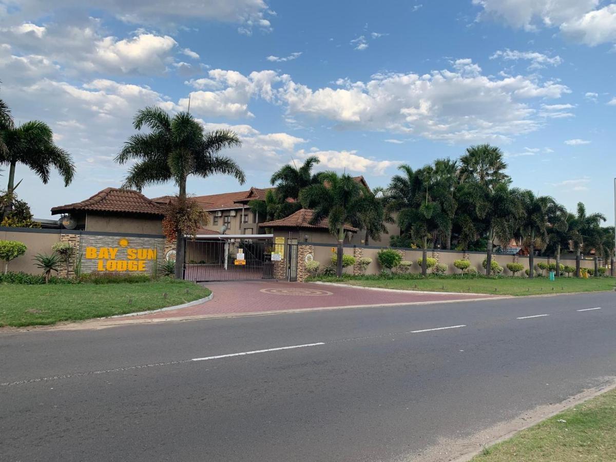 Bay Sun Lodge Richards Bay Eksteriør billede