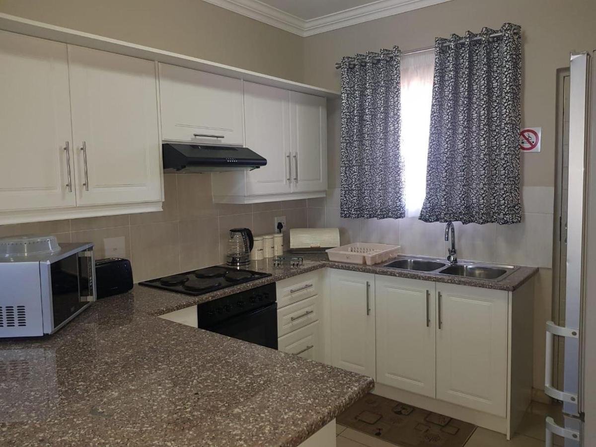 Bay Sun Lodge Richards Bay Eksteriør billede